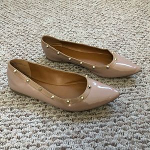 14th & union pointed studded nude flats